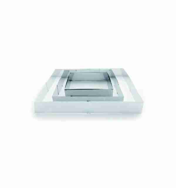 Molde rectangular extensible.