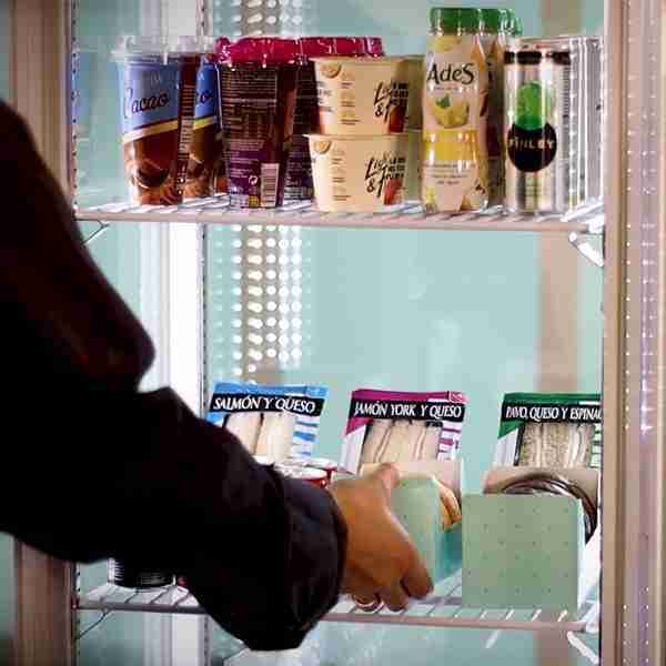 VITRINA VERTICAL REFRIGERADA 4 CARAS CRISTAL 1´80 m. H - Imagen 5