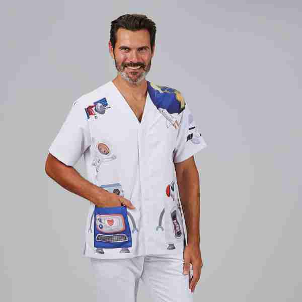 Blusa unisex c/botones estampada microfibra - Imagen 2